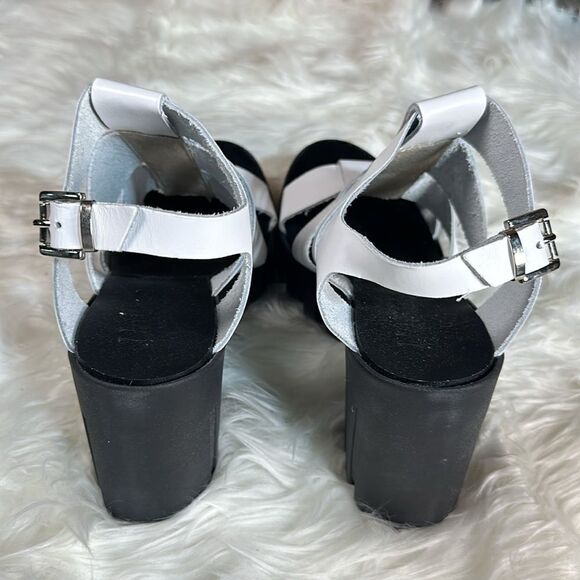 New white and black wedges - Picture 3 of 8